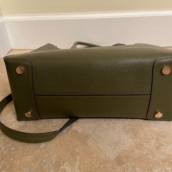 SOLD!! Host Pick 🎉 Michael Kors Tote - Picture 5 of 5